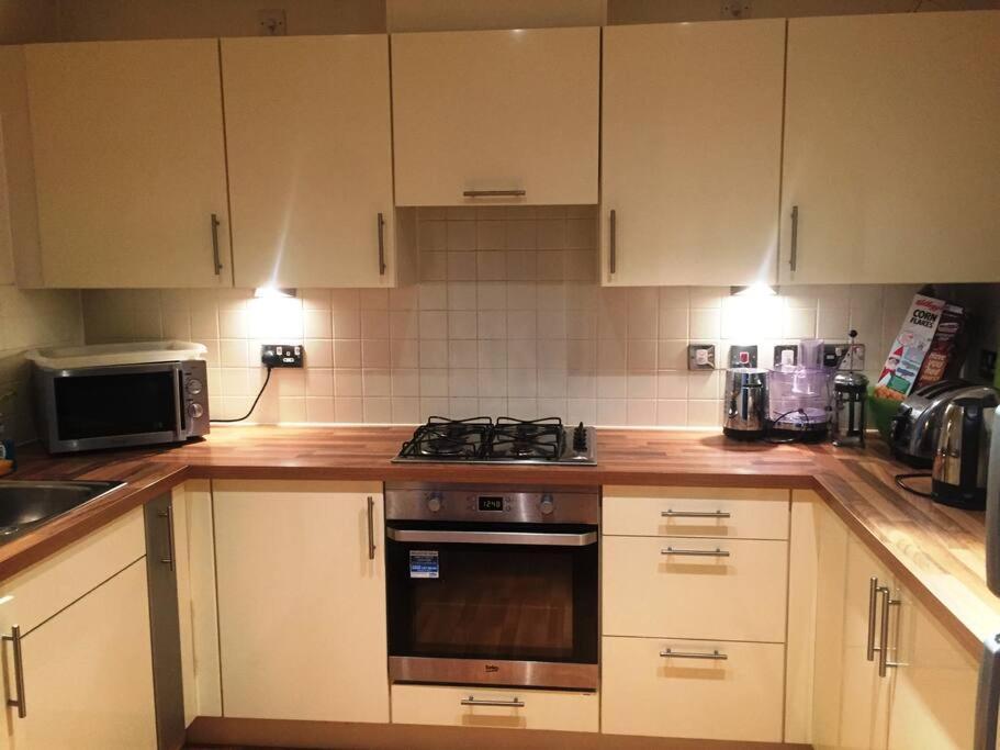 1 Bedroom Flat Near Excel, O2, Canary Wharf - London Exterior photo